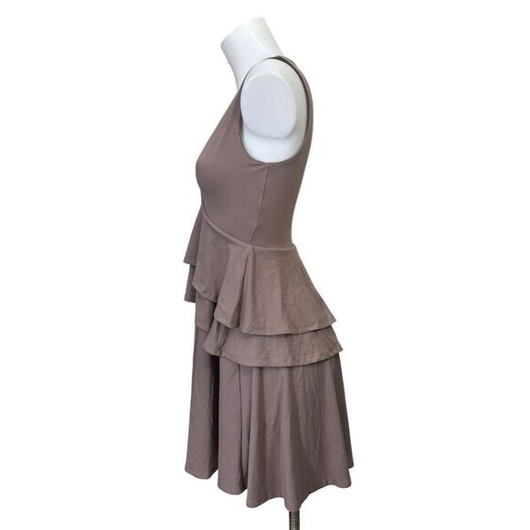 SUSANA MONACO Beige Tiered Ruffle Fit & Flare Short Dress, V neck size small NEW - Picture 3 of 8